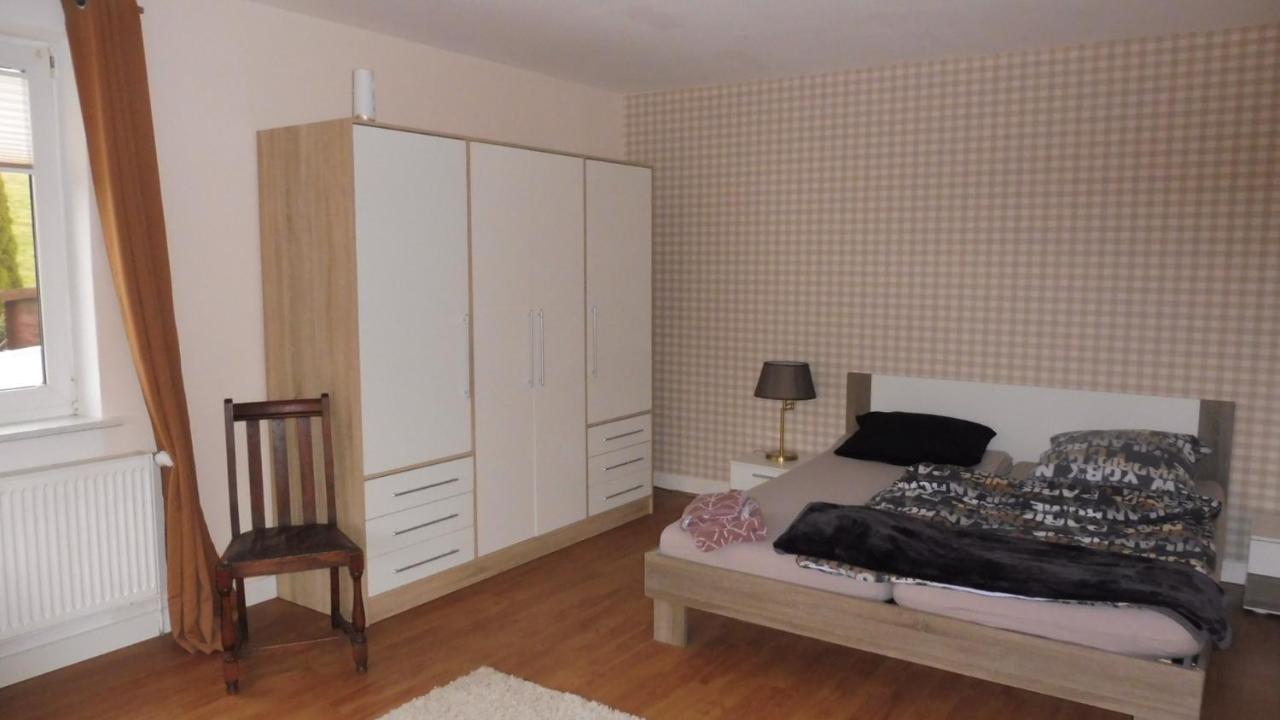 Zimmer 4 + 5 Zusammen Gemietet Ein Apartment Bachenbrock Екстериор снимка